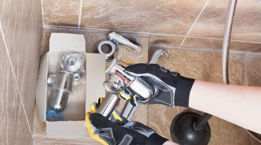 Professional gutter cleaning in Dunbar, WV